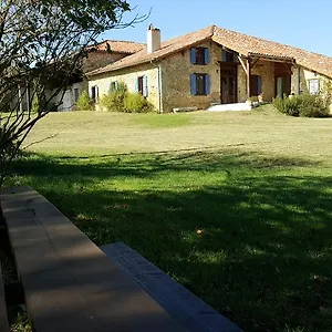 Villa Picanas, Boussan